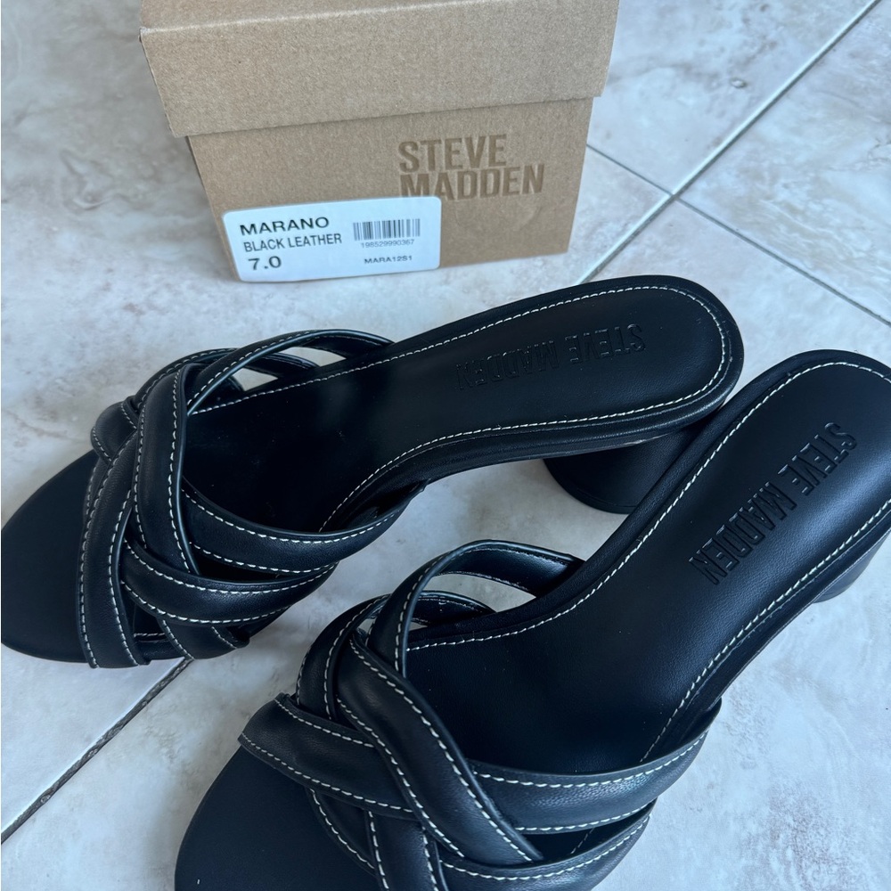 Steve Madden Marano Black Leather Knot Slide Sandal